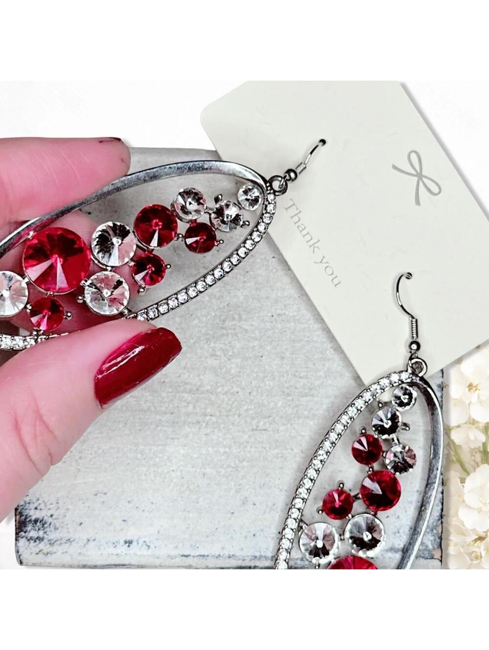 5658gc. Red Bling Earrings Silvertone - Picture 2 of 5